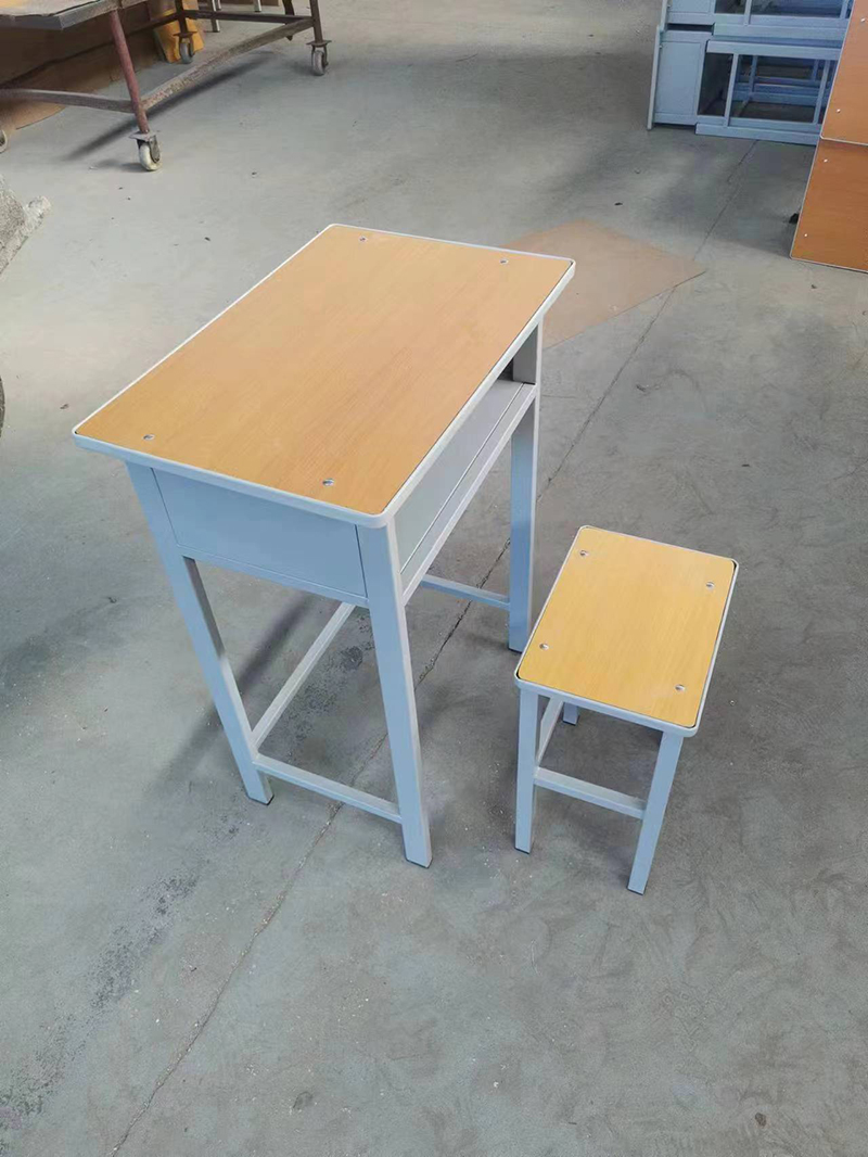 �n����